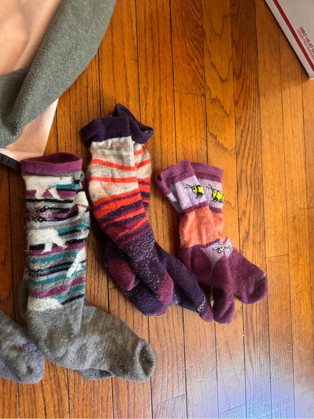 Smartwool socks bundle and north face fleece girls 7 small - Picture 4 of 5